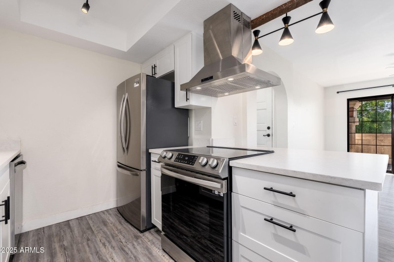 7557 N Dreamy Draw Dr UNIT 219 - 12