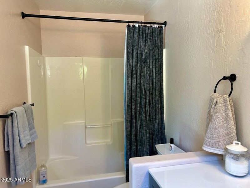 Easy Care Shower/Bath Primary