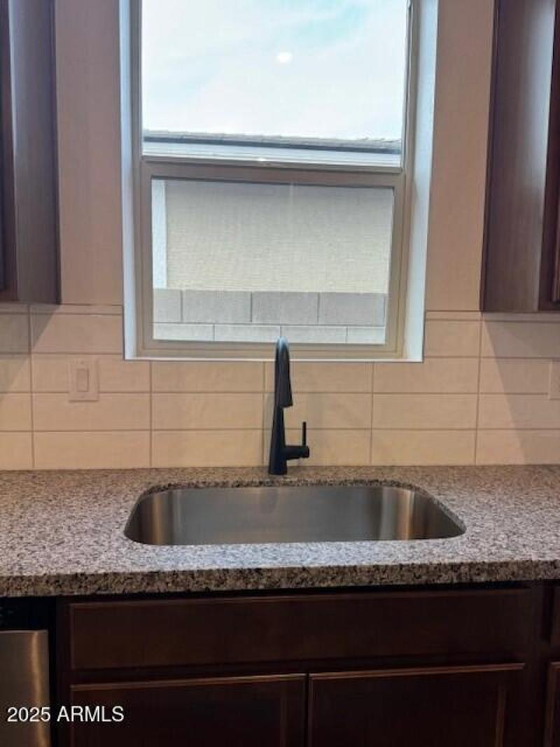 Kitchen sink