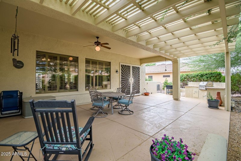 hr - back patio 4