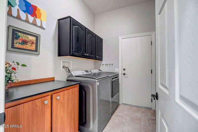 hr - laundry rm