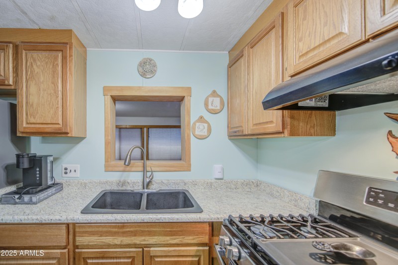 Kitchen 9