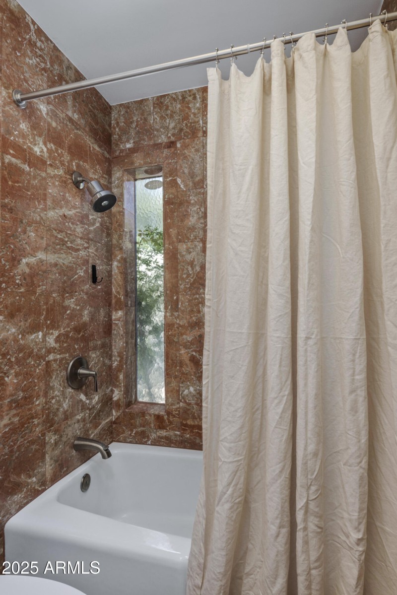 En Suite Bath