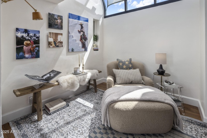 sitting room
