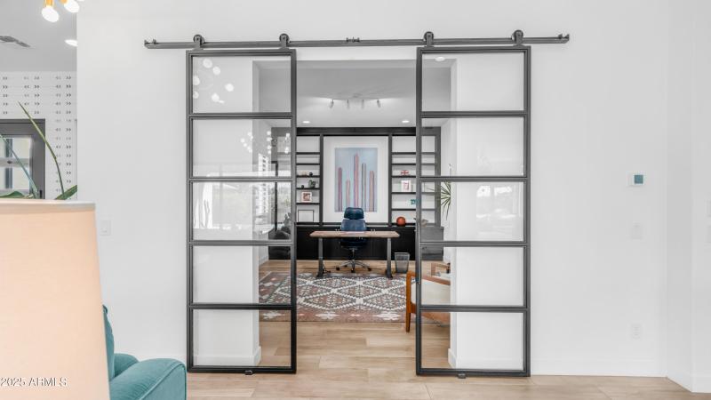 Office / Flex Space