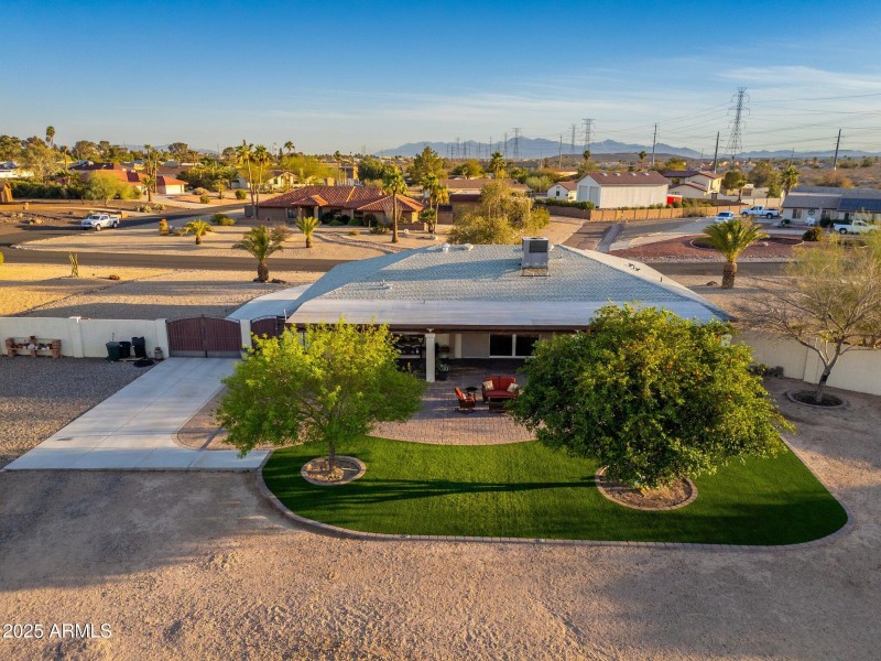 11138 W Hatcher Rd - 57