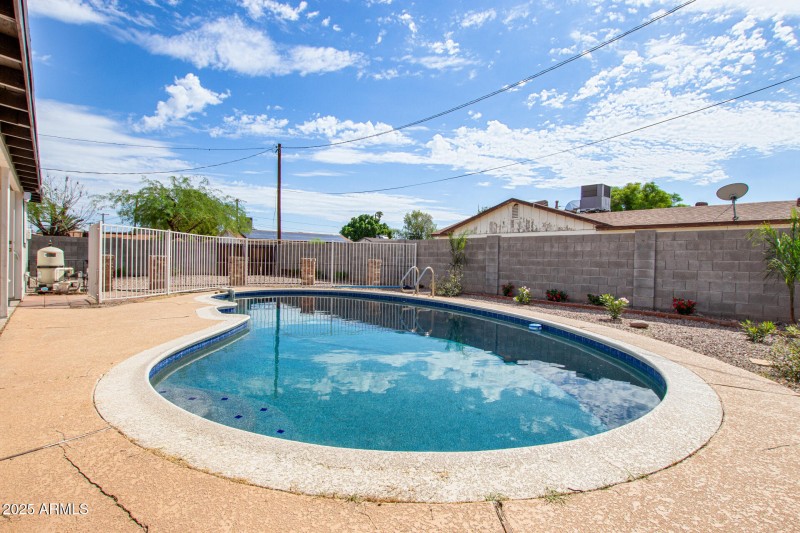 Refreshing Pool