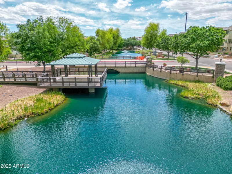 Community Lakes
