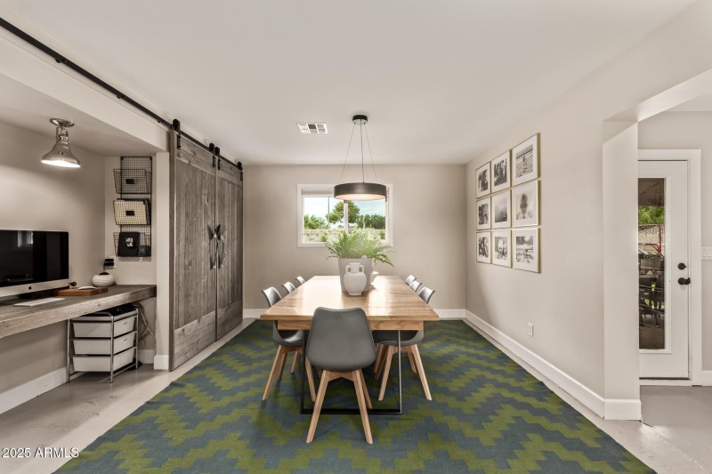 11 Shaw Butte