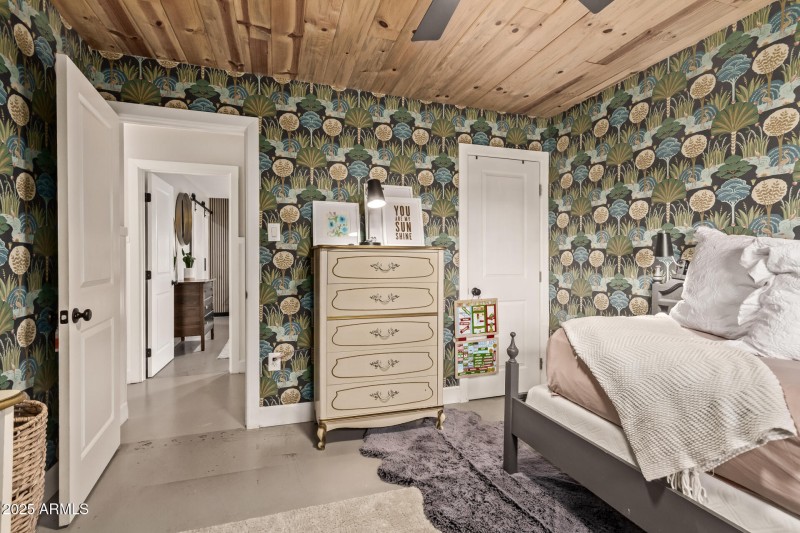 27 Shaw Butte