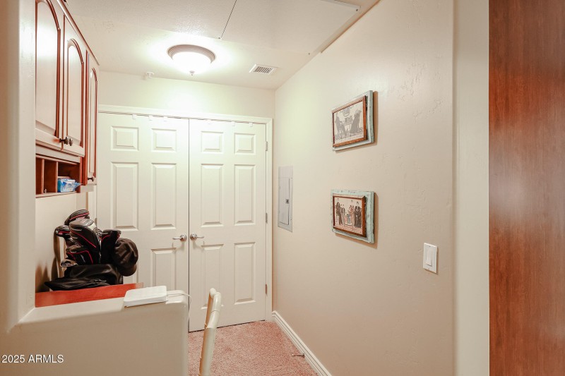 Roberts Office 3