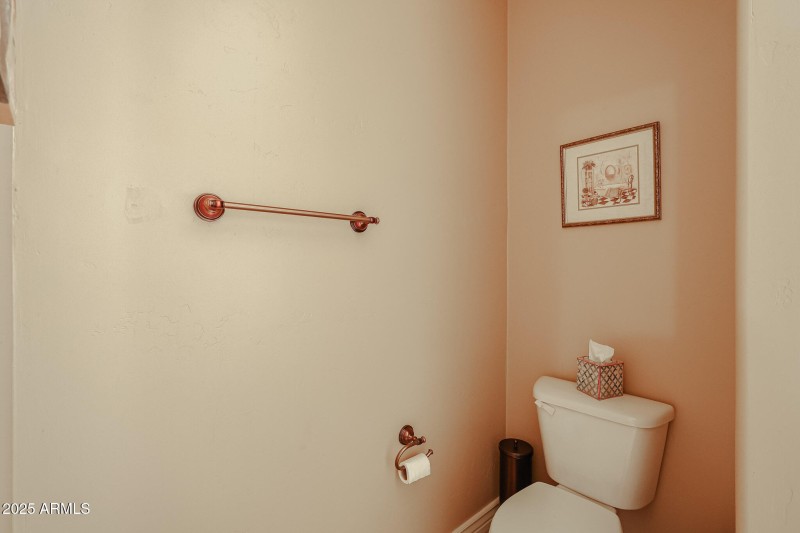 Roberts Bathroom 2