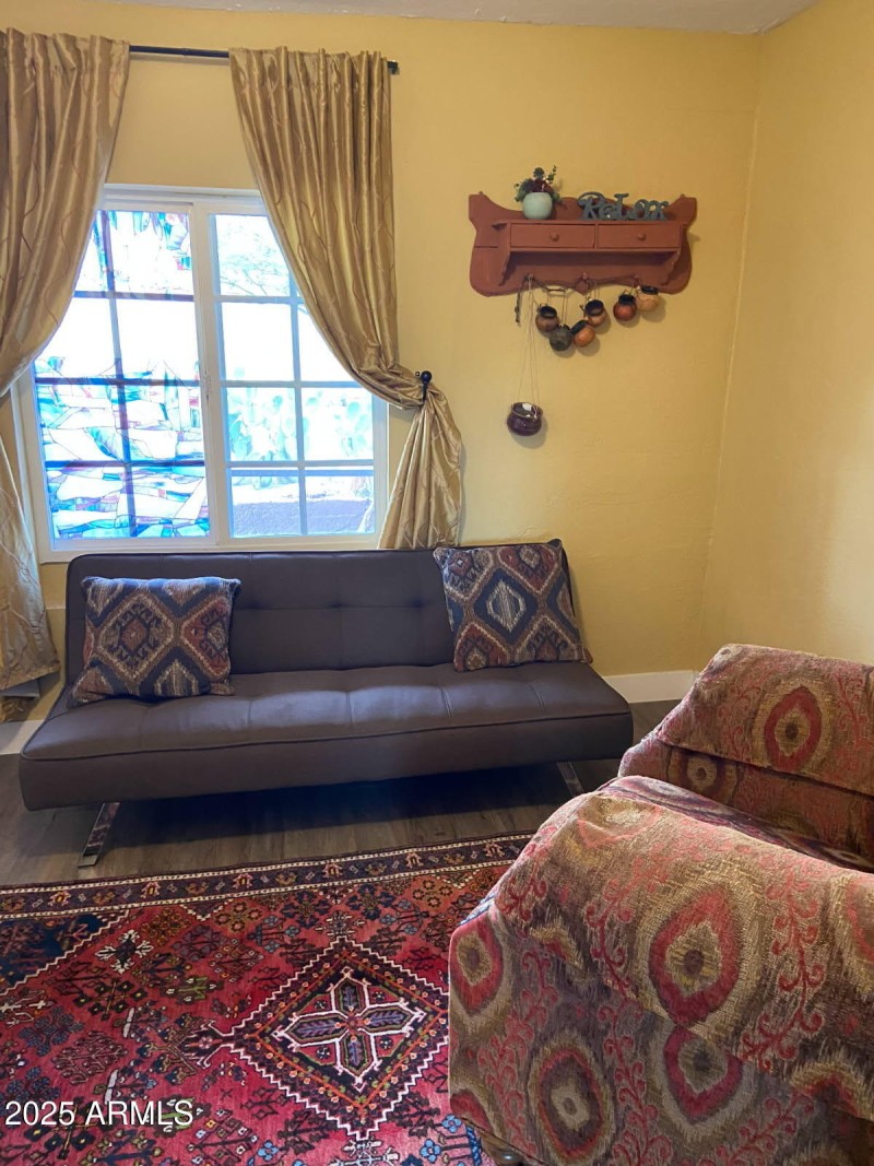 225 N Lobb Ave -1