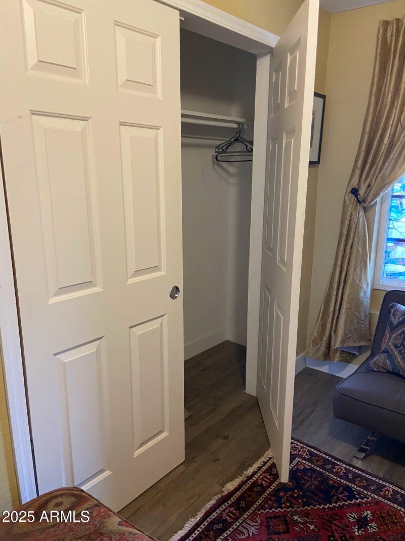 225 N Lobb Ave -3