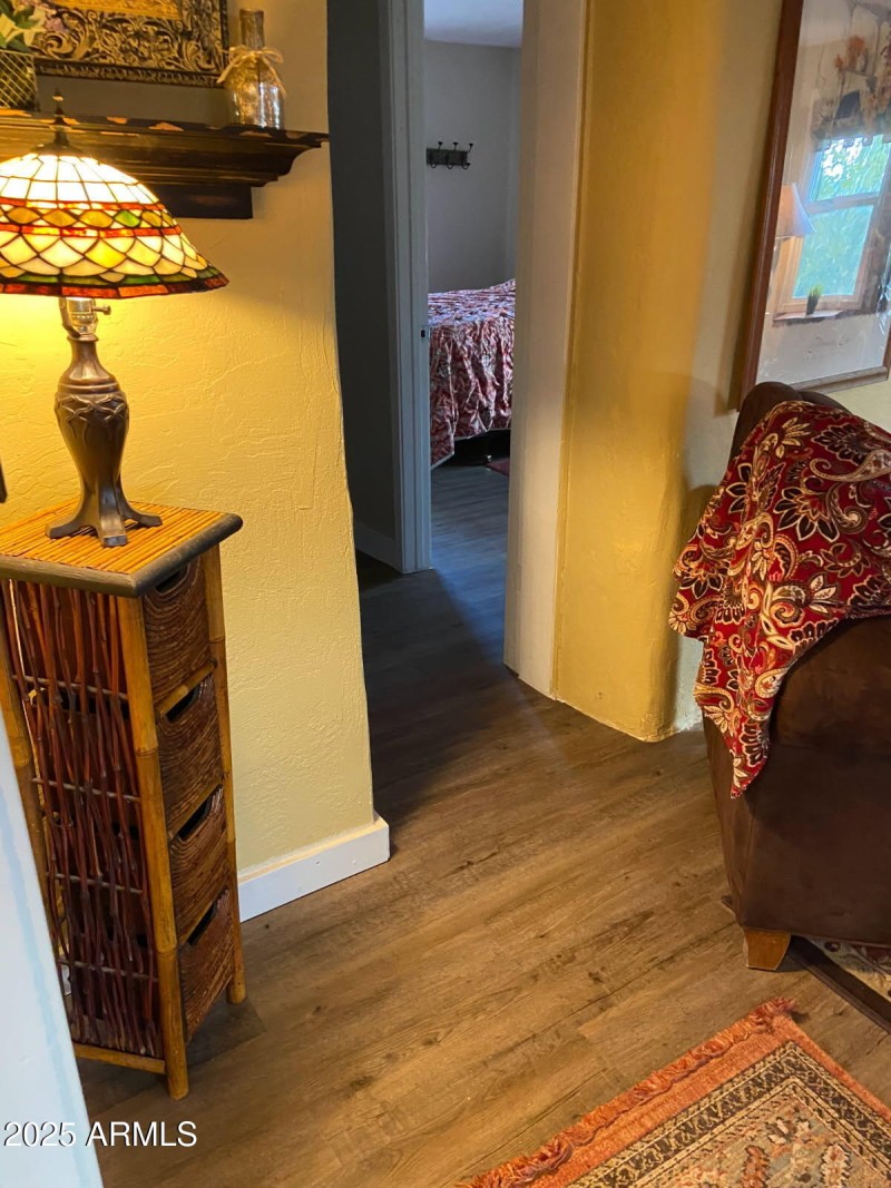 225 N Lobb Ave -8