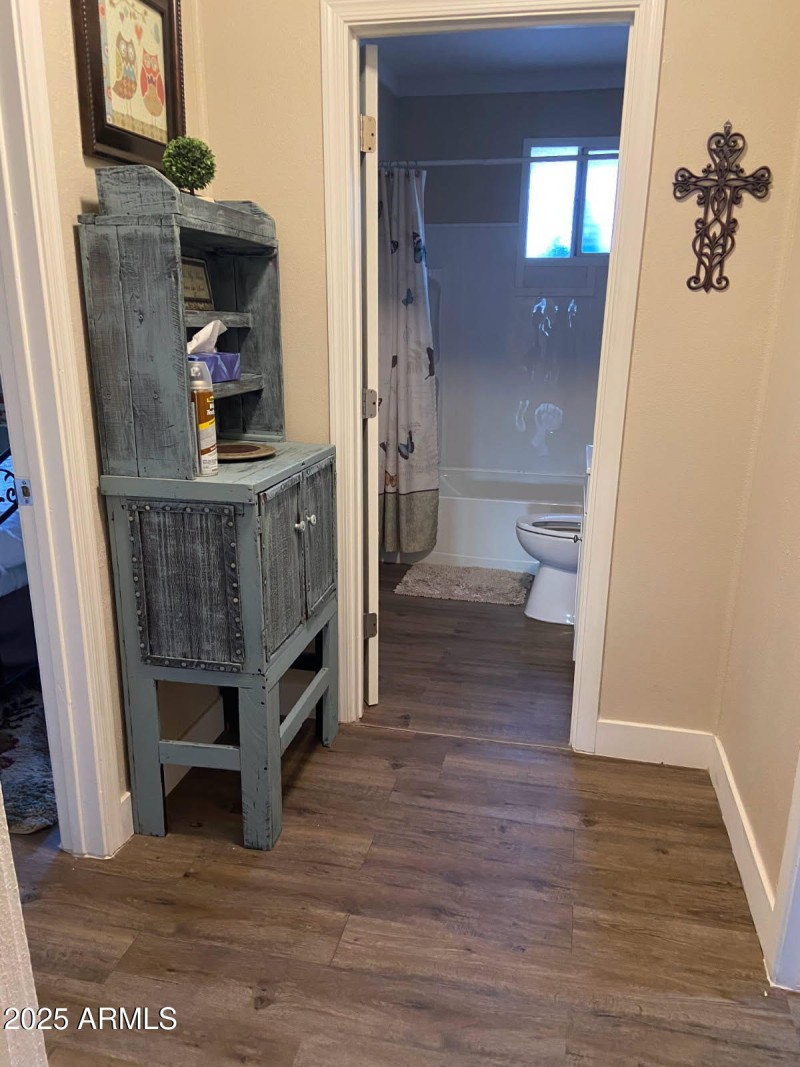 225 N Lobb Ave -10