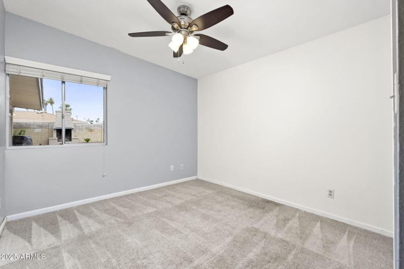 7604 N 46th Ave - 35