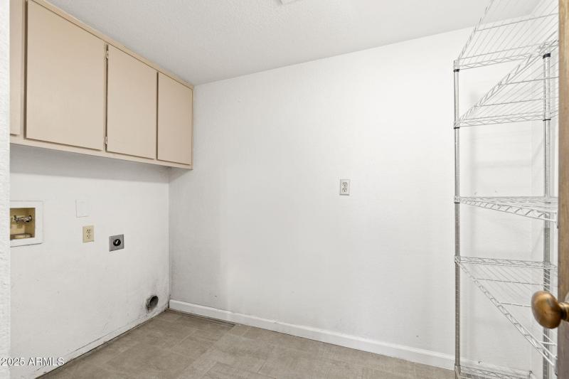 7604 N 46th Ave - 38