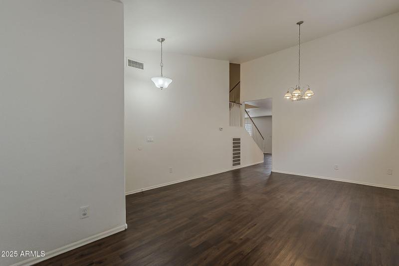 8-web-or-mls-Medlock-8