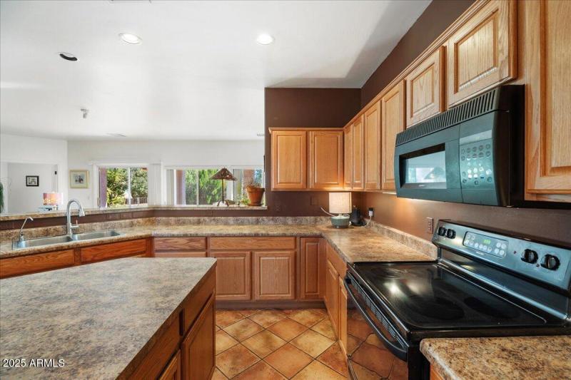 21-Kitchen