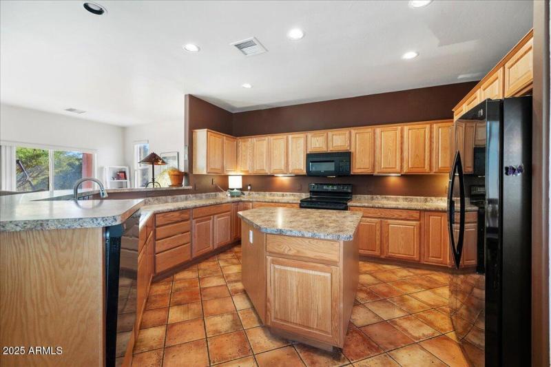 19-Kitchen