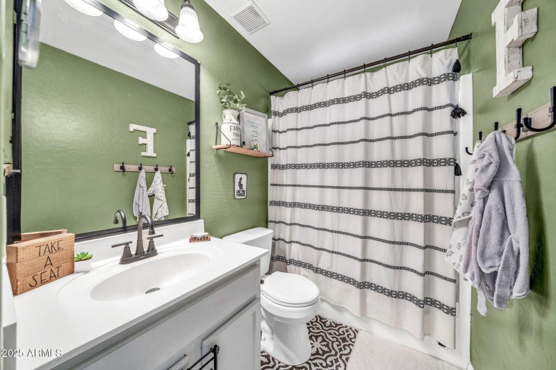 14817 W Redfield Rd-19