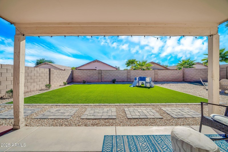 14817 W Redfield Rd-24