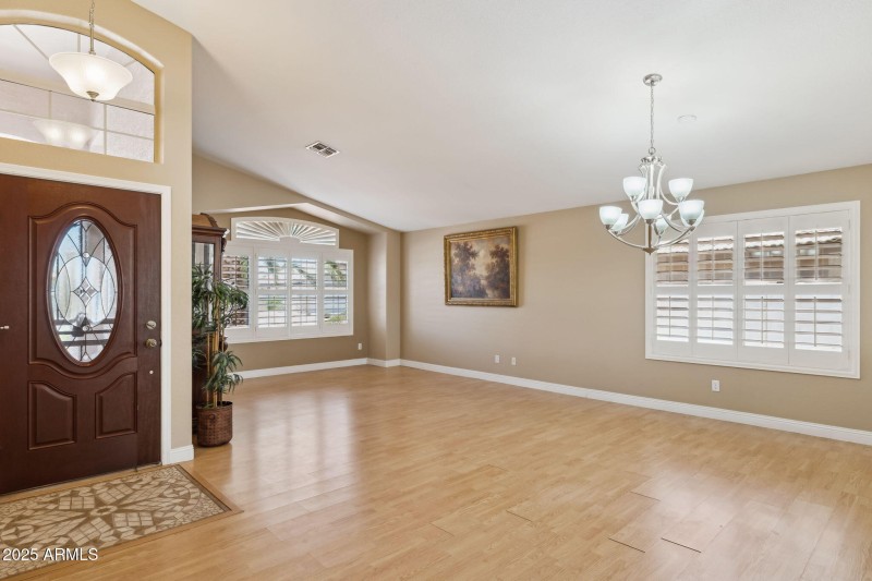 6-web-or-mls-19927-n-108th-ln - Copy (2)