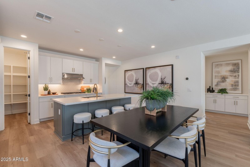 Casual Dining Area