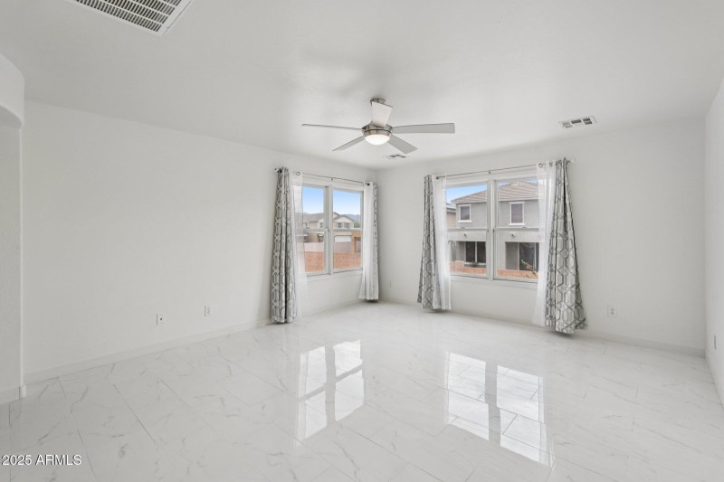 43-web-or-mls-N 292nd Ln-S1110-043