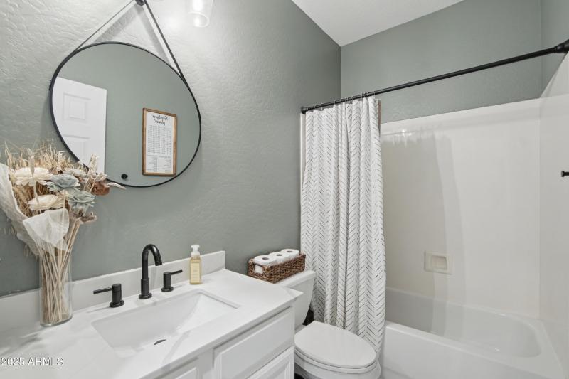 24-print-W Cardinal Dr-S1110-021