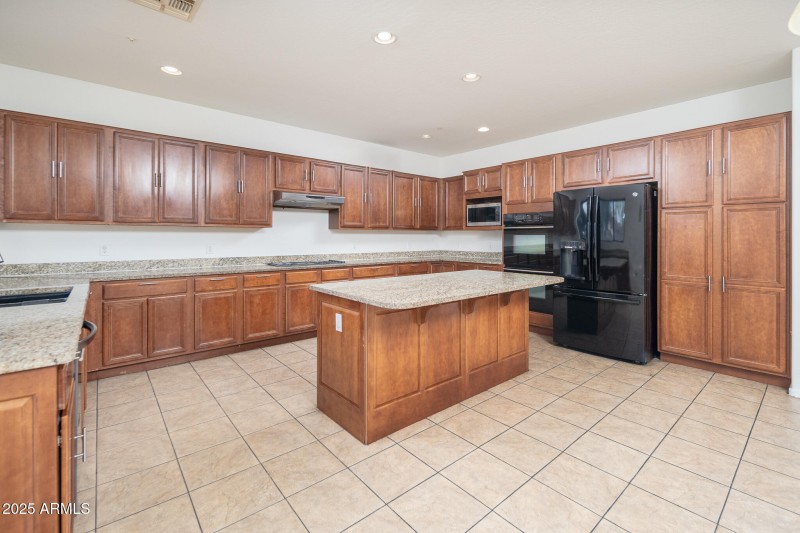 13_Kitchen_01