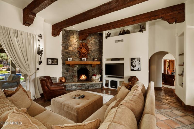 LIVING ROOM W/FP