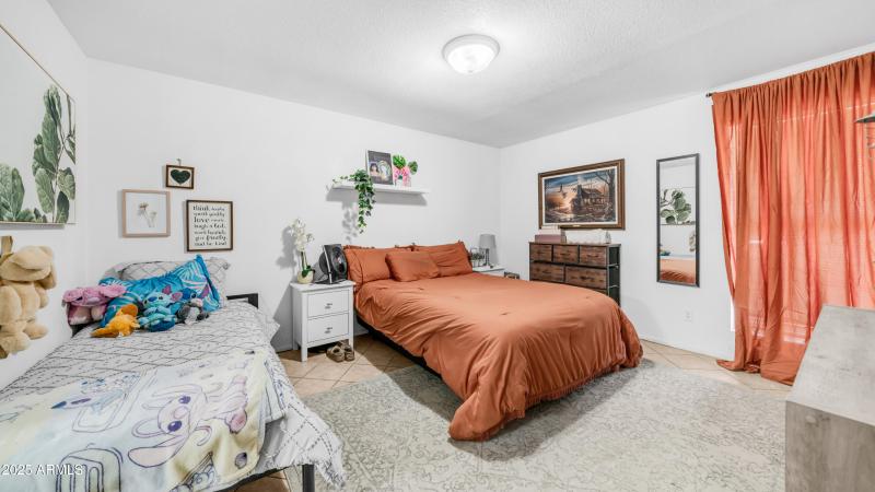 765 N Arrowhead (20)