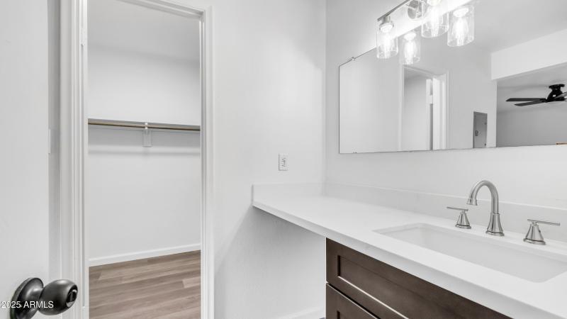 765 N Arrowhead (33)