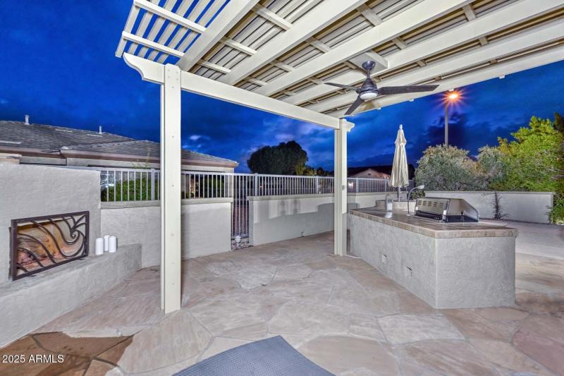 Backyard-Fireplace