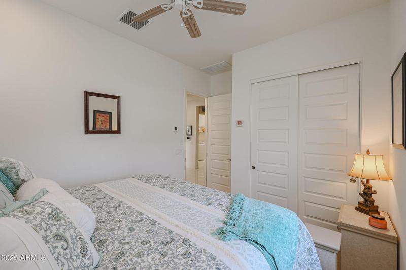Guest bedroom