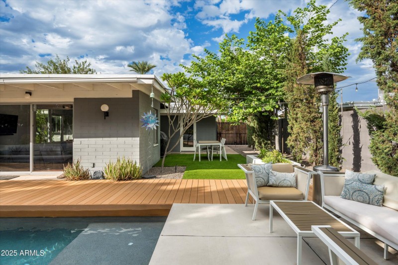 multiple seating areas