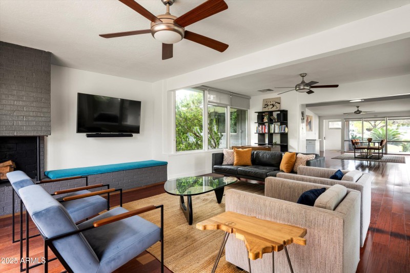 Lots of natural light