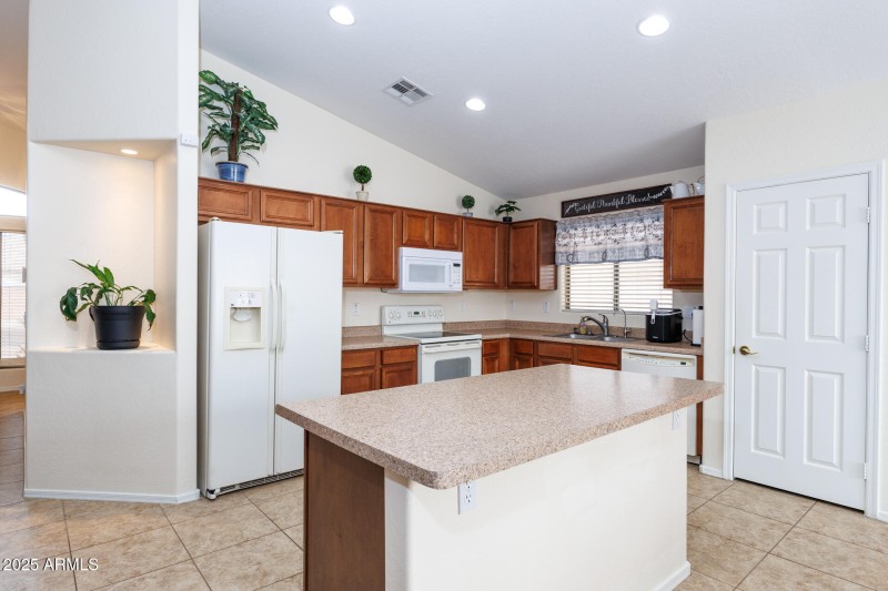Kitchen 1