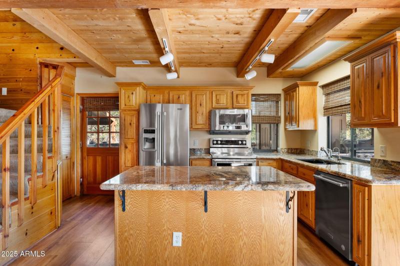 12-Kitchen_3