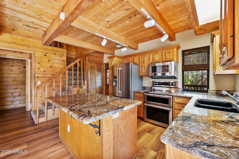 14-Kitchen_4