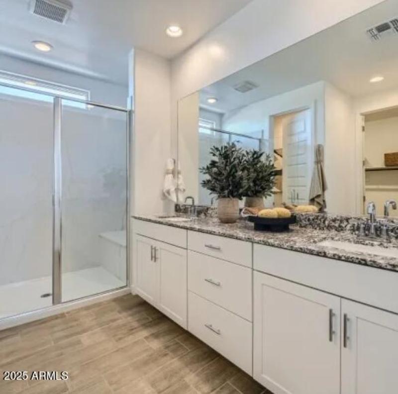 Owners Bath