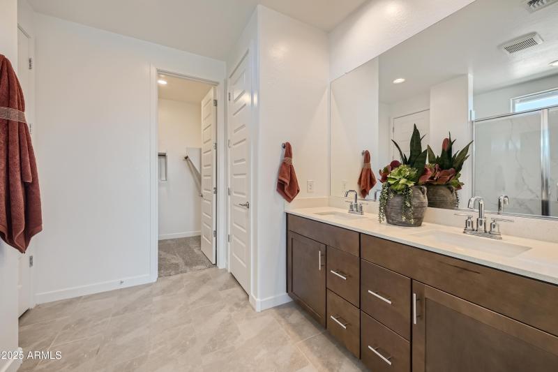 Owners Bath