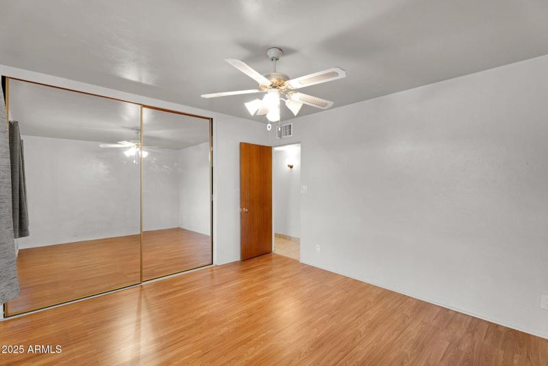 25-web-or-mls-832 Paxton Ave - 28