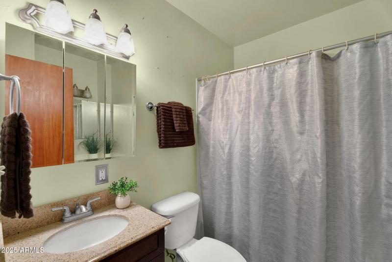 28-web-or-mls-832 Paxton Ave - 29