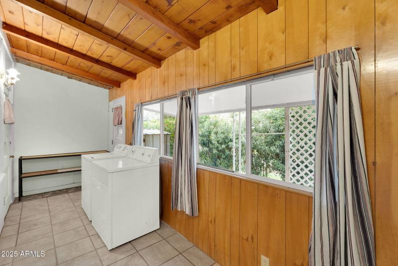 30-web-or-mls-832 Paxton Ave - 33