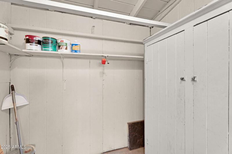 32-web-or-mls-832 Paxton Ave - 35