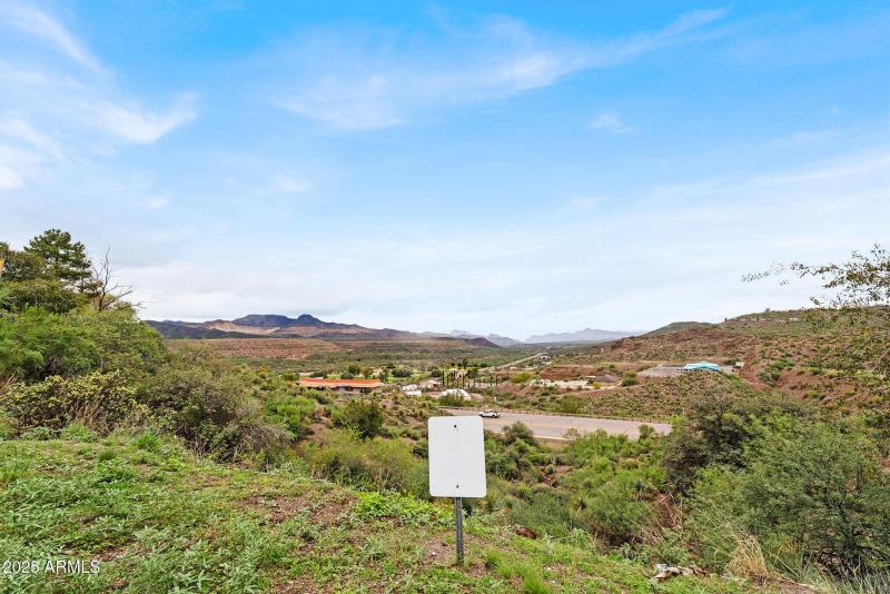 38-web-or-mls-832 Paxton Ave - 44