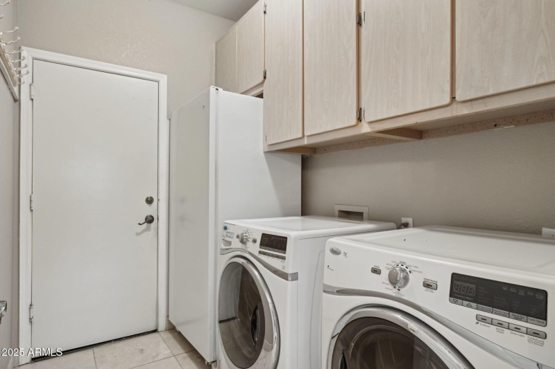 39-web-or-mls-19927-n-108th-ln